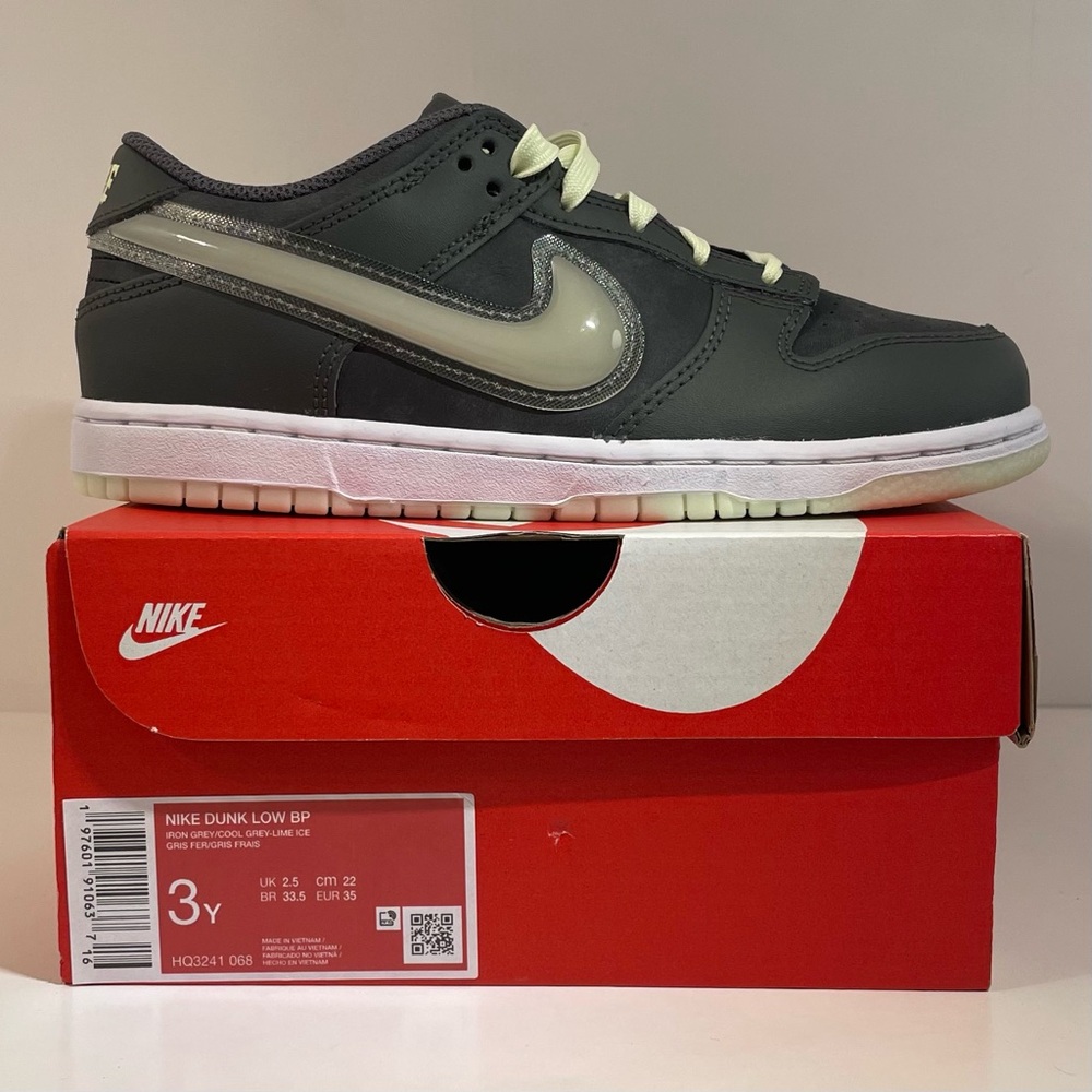 [BRAND NEW] NIKE DUNK LOW HALLOWEEN IRON GREY GLOW IN THE DARK PRESCHOOL SIZE 3Y